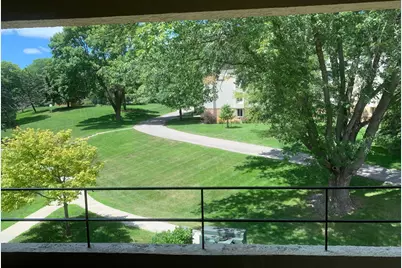 2011 Viking Drive NW #32, Rochester, MN 55901 - Photo 9