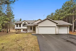 1402 143rd St, New Richmond, WI 54017 - Photo 3