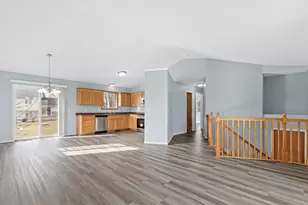 511 Frankfort Way, Waverly, MN 55390 - Photo 7