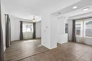 929 Euclid St, Saint Paul, MN 55106 - Photo 5