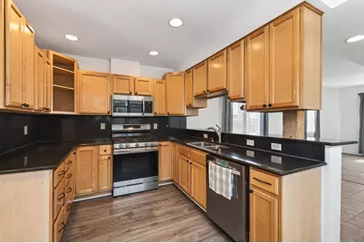 929 Euclid Street, Saint Paul, MN 55106 - Photo 11