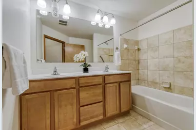 2550 38th Avenue NE #108, Saint Paul, MN 55421 - Photo 17