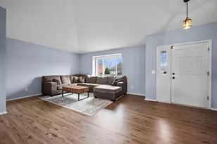 6667 Kingsview Ln N, Maple Grove, MN 55311 - Photo 3