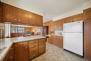 306 3rd Ave SE, Blooming Prairie, MN 55917 - Photo 5