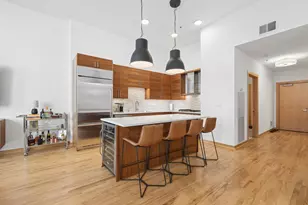 1240 S 2nd St, Minneapolis, MN 55415 - Photo 9