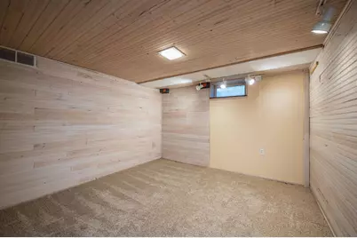 328 S Redwood Drive, Mankato, MN 56001 - Photo 33