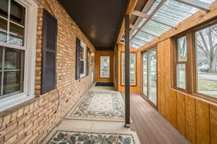 328 S Redwood Dr, Mankato, MN 56001 - Photo 5