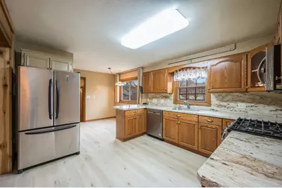 328 S Redwood Drive, Mankato, MN 56001 - Photo 15