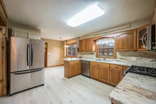 328 S Redwood Dr, Mankato, MN 56001 - Photo 15