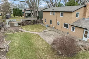 328 S Redwood Dr, Mankato, MN 56001 - Photo 39