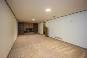328 S Redwood Dr, Mankato, MN 56001 - Photo 35
