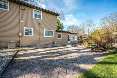 328 S Redwood Drive, Mankato, MN 56001 - Photo 43
