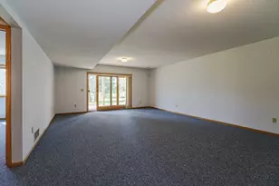 2334 Pinewood Dr, Shakopee, MN 55379 - Photo 29