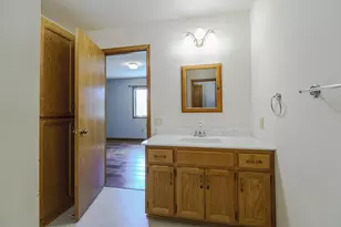 2334 Pinewood Dr, Shakopee, MN 55379 - Photo 19
