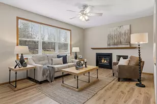 17971 89th Pl N, Maple Grove, MN 55311 - Photo 5