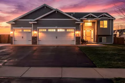 1130 18th Avenue SE, Cambridge, MN 55008 - Photo 1