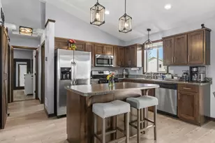 1130 18th Ave SE, Cambridge, MN 55008 - Photo 11