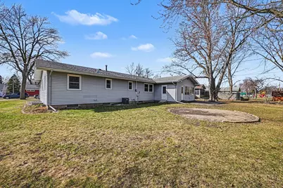 363 N Waterville Avenue, Le Center, MN 56057 - Photo 21