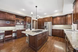 6565 Cherokee Trail W, Eden Prairie, MN 55344 - Photo 3