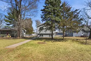 1320 9th Ave SE, Saint Cloud, MN 56304 - Photo 23