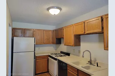 6594 Upper 35th Street N, Oakdale, MN 55128 - Photo 7