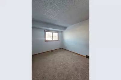 6594 Upper 35th Street N, Oakdale, MN 55128 - Photo 9