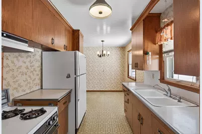 8706 20th Avenue S, Bloomington, MN 55425 - Photo 9