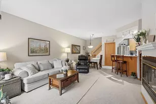 18195 Warbler Ln, Eden Prairie, MN 55346 - Photo 5