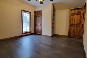 114 S 4th St, River Falls, WI 54022 - Photo 11