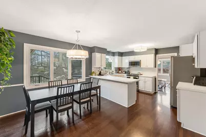 6068 Olinger Circle, Edina, MN 55436 - Photo 7