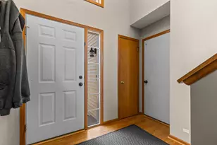 1076 Pine St, Farmington, MN 55024 - Photo 9