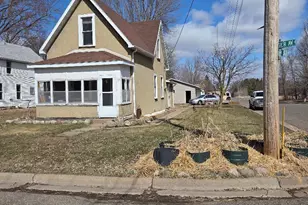 15 W 3rd St, Rush City, MN 55069 - Photo 1