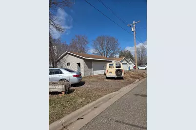 15 W 3rd Street, Rush City, MN 55069 - Photo 3