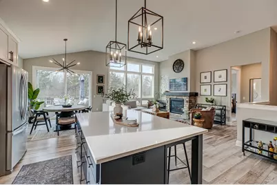 1446 Lee Circle, Hudson, WI 54016 - Photo 5