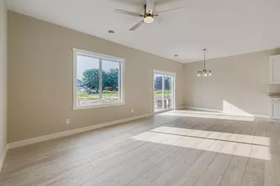 2123 Cleveland Way S, Cambridge, MN 55008 - Photo 3