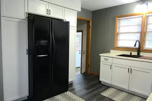 1202 N 5th St, Montevideo, MN 56265 - Photo 3