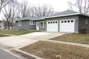 1202 N 5th St, Montevideo, MN 56265 - Photo 1