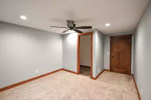 905 Larson Dr, Zumbrota, MN 55992 - Photo 23