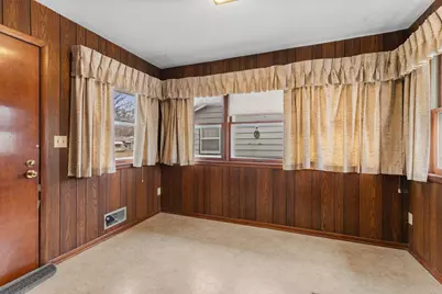 2662 1st Avenue E, North Saint Paul, MN 55109 - Photo 5