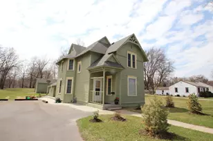 436 Park St, Anoka, MN 55303 - Photo 1