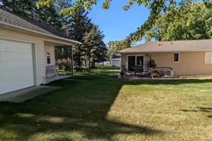 407 Park St, Fulda, MN 56131 - Photo 3