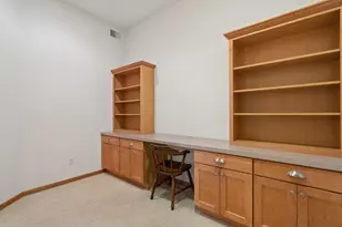 1244 County Rd D E, Maplewood, MN 55109 - Photo 17