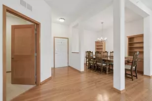 1244 County Rd D E, Maplewood, MN 55109 - Photo 7