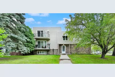 1516 19 1/2 Street S #6, Moorhead, MN 56560 - Photo 1