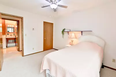 1516 19 1/2 Street S #6, Moorhead, MN 56560 - Photo 9