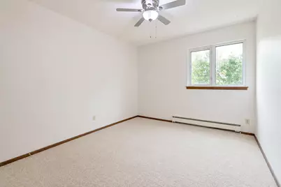 1516 19 1/2 Street S #6, Moorhead, MN 56560 - Photo 7