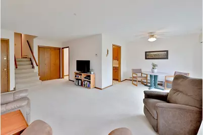 1516 19 1/2 Street S #6, Moorhead, MN 56560 - Photo 3