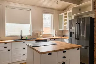 3252 Pleasant Ave, Minneapolis, MN 55408 - Photo 13