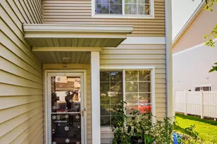 1328 Raintree Ln, Waconia, MN 55387 - Photo 3