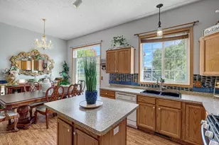 18932 Dunbury Ave, Farmington, MN 55024 - Photo 5